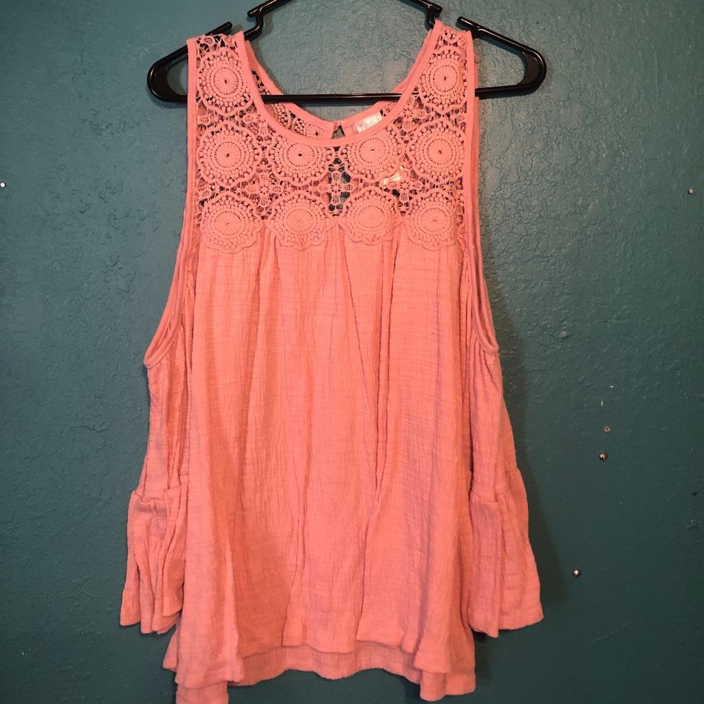 Time and Tru Boho Pink no Shoulder Top